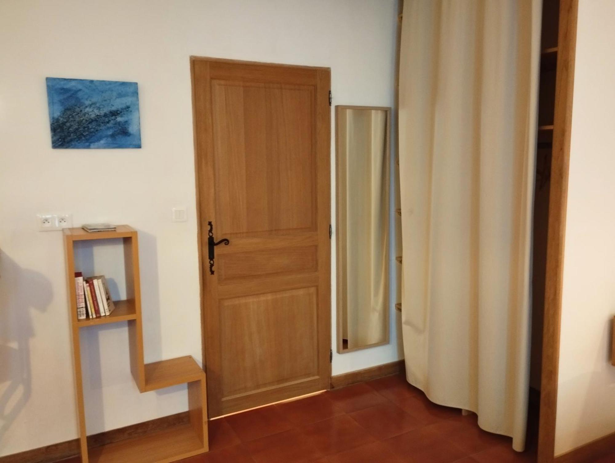 Les Studios De St Guilhem Сен-Гілем-ле-Дезер Екстер'єр фото